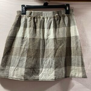 Plaid Mini Skirt Women’s Fall Fashion Wool Autumn Winter City Wear II Pockets!!!